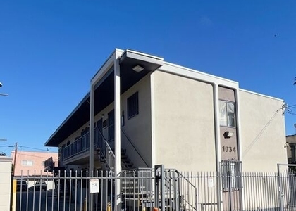 1034 S Ardmore Avenue - Photo 1