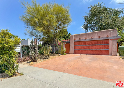 3124 Veteran Avenue - Photo 1