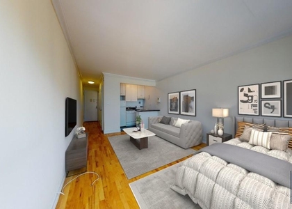 York Avenue - Photo 1