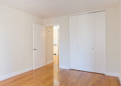 235 West 48th Street, New York - Photo 1