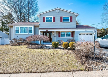 79 Beechwood Avenue - Photo 1