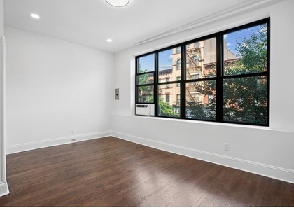 211 5th Avenue - Photo 1