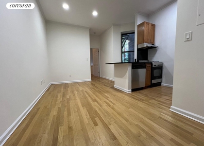 130 E 93rd Street - Photo 1
