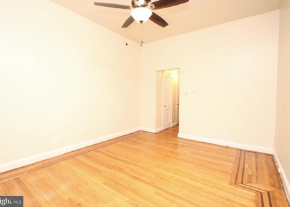 1616 Pine - Photo 1