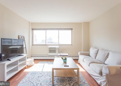 2101 Chestnut Street - Photo 1