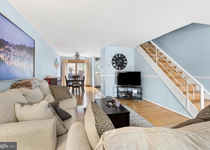 5432 Vicaris Street - Photo 1