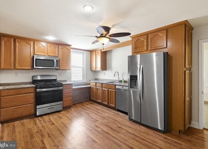 146 W 1st Avenue - Photo 1