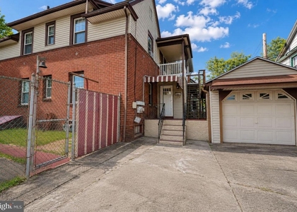 1902 Trenton Avenue - Photo 1