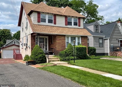 513 Jessamine - Photo 1