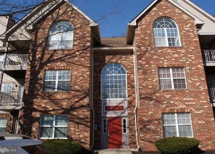 9716 Lake Pointe Court - Photo 1