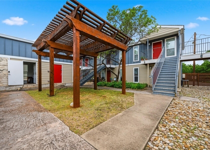 2512 Durwood St - Photo 1