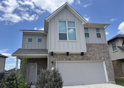 131 Macarthur Dr - Photo 1
