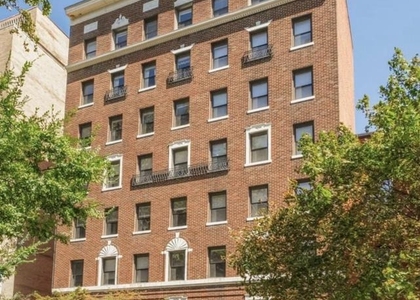 1125 12th Street Nw - Photo 1