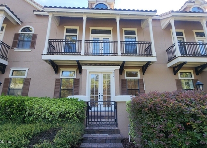 654 S Loop Parkway - Photo 1