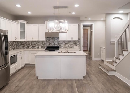 6146 Holly Park Lane Se - Photo 1