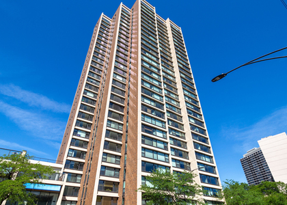1850 N Clark Street - Photo 1