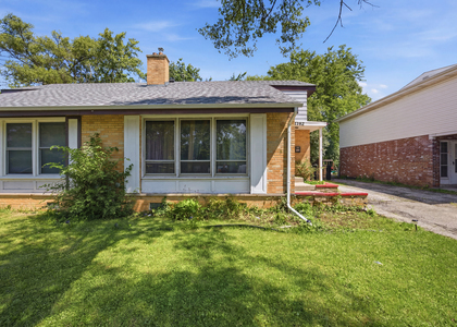 1142 Brighton Place - Photo 1