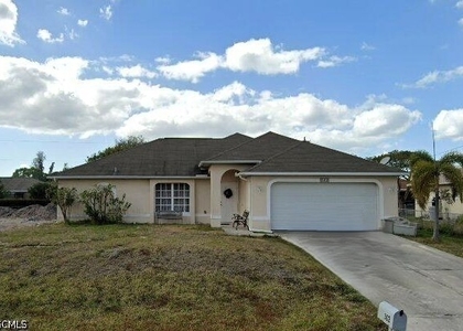 302 Nw 2nd Place - Photo 1