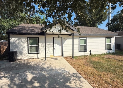 1417 Sheryl Street - Photo 1