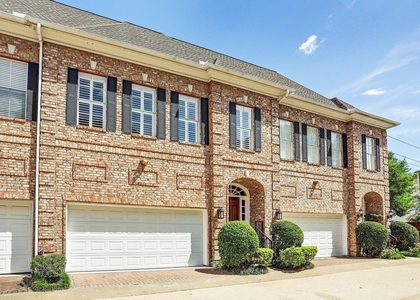 1933 Woodbury Street - Photo 1