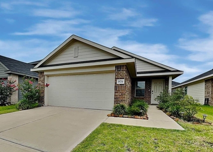 18714 Mercer Falls Drive - Photo 1