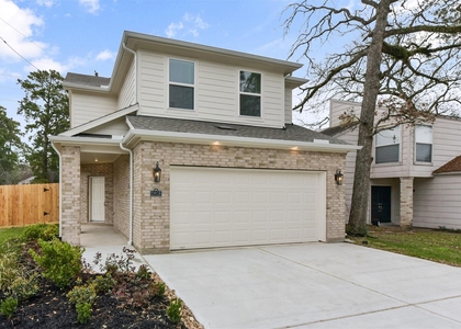 11938 Lakewood West Drive - Photo 1