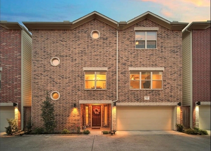 526 Westcross Street - Photo 1