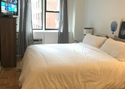 East 79th Street - Photo 1