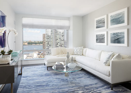 10th Avenue - Photo 1