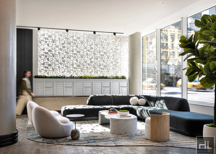 10th Avenue - Photo 1