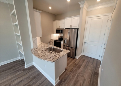 2111 Austin Street - Photo 1