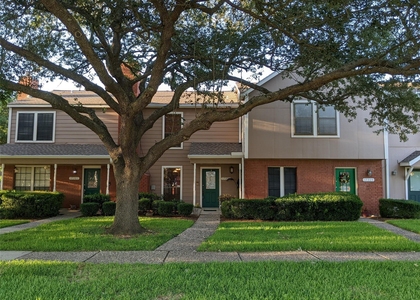 17303 Saturn Lane - Photo 1