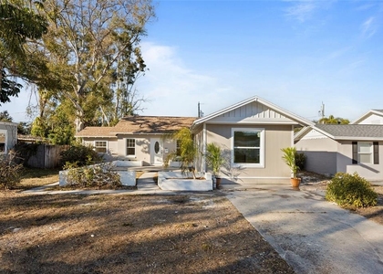 3821 6th Avenue N - Photo 1