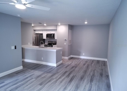 3024 Parkway Boulevard - Photo 1