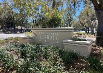 3800 Sw 20th Avenue Avenue - Photo 1