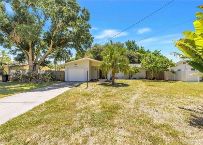 5846 12th Street S - Photo 1