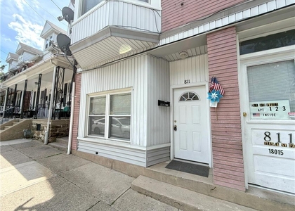 811 Itaska Street - Photo 1