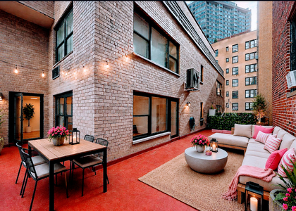 412 East 55th Street - Photo 1