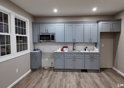 106 Helen Street - Photo 1