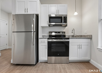55 Steele Boulevard - Photo 1