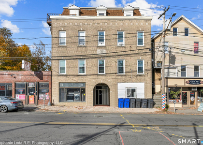 82-86 Water Street - Photo 1