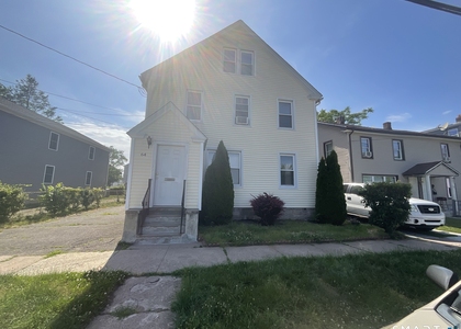 64 Saint Mary Street - Photo 1
