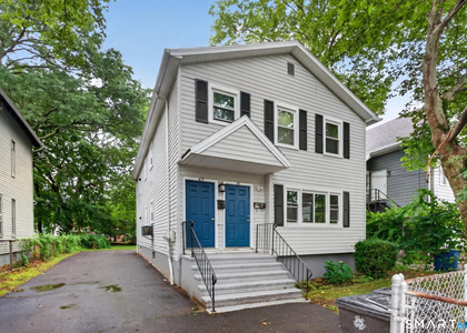 41 Admiral Street - Photo 1