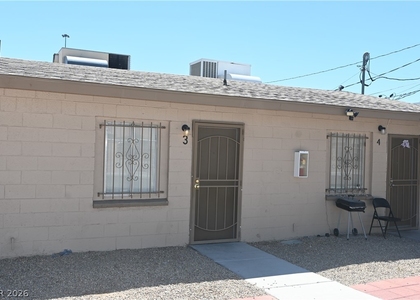 1007 C Street - Photo 1