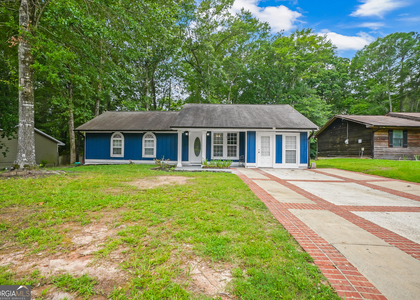 217 Wynnmeade Parkway - Photo 1
