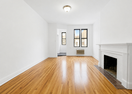 East 81st Street - Photo 1