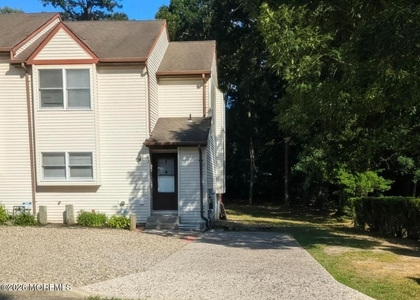 42-44 Winged Foot Lane - Photo 1