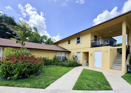 3362 Se Jefferson Street - Photo 1