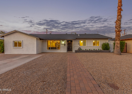 8442 E Holly Street - Photo 1