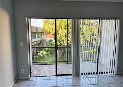 1195 Nw 16th Avenue - Photo 1